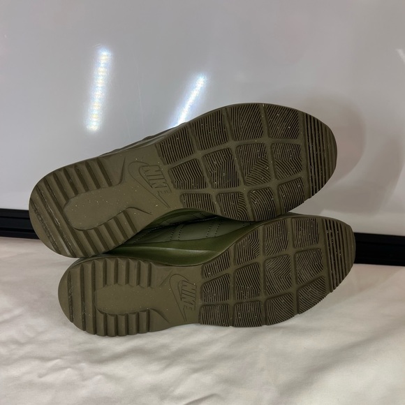 Nike Tanjun High Rise AO0355 300 Olive Canvas Women's Athletic Boot Sneakers - Picture 9 of 10